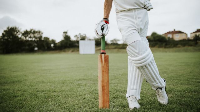 England and Essex leg spinner Robin Hobbs dies at 81